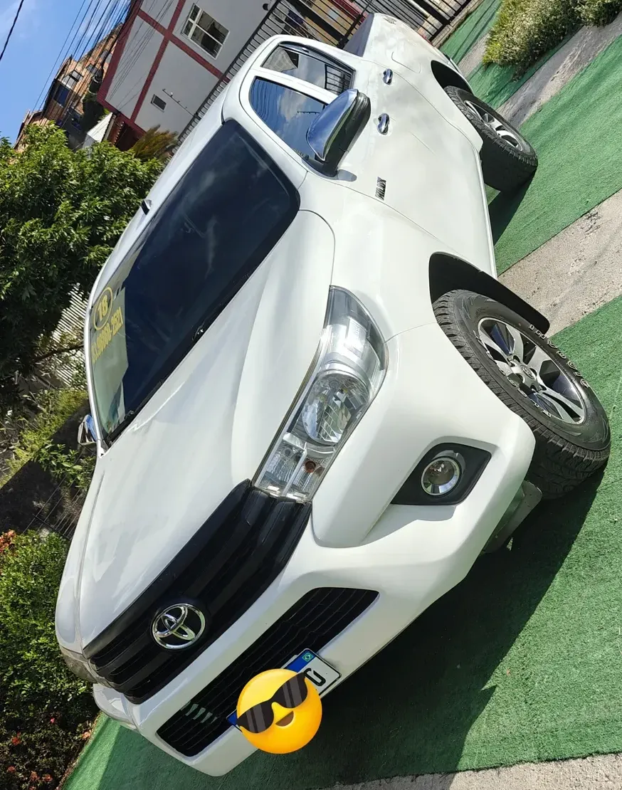 Toyota Hilux 2018 2.8 Std Narrow Cab. Dupla 4x4 Tdi 4p Toyota Hilux 2018 2.8 Std Narrow Cab. Dupla 4x4 Tdi 4p