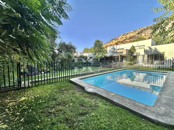 Casa Impecable En Venta De 4dorm La Reserva Chicureo Colina