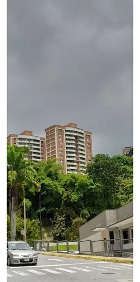 Vendo Apto 117m2 2h/3b/2p La Boyera 2204