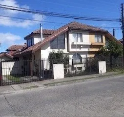 Vendemos Excelente Casa De Tres Dormitorios Y Dos Baños