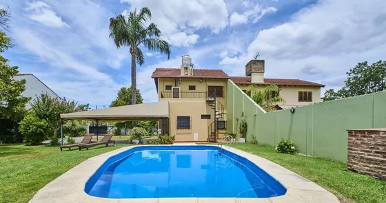 Casa Lote Propio Doble Frente 760 M2 Barrio Inglés