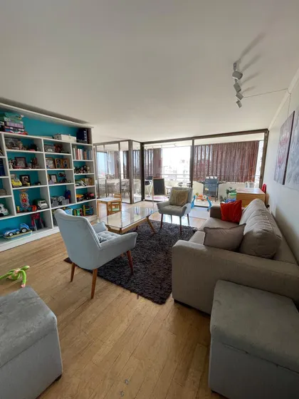 Estupendo Depto En Las Condes 3d+servicio, Piscina Y Quincho