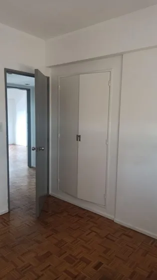 Departamento 4 Ambientes (semipiso) - Impecable Estado, 2° Piso, Alem 166 - Quilmes Centro