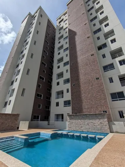 Simón Hernández Vende Apartamento A Estrenar En Triangulo Del Este De Barquisimeto 