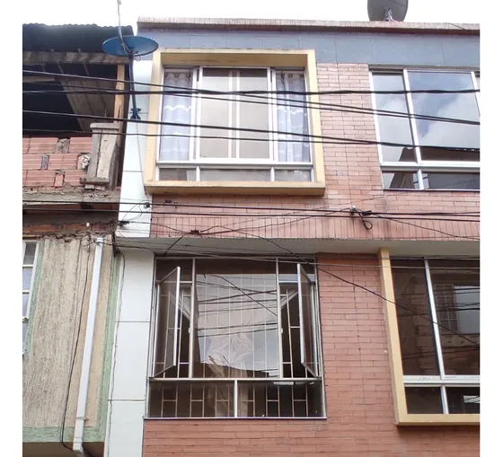 Casa 3 Pisos, 92 M2, Suba - $240.000.000
