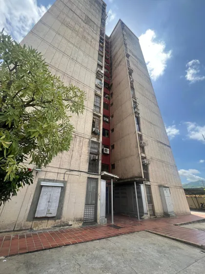  A1  Venta Apartamento, Res Av Andres Eloy Blanco Los Colorados Valencia 