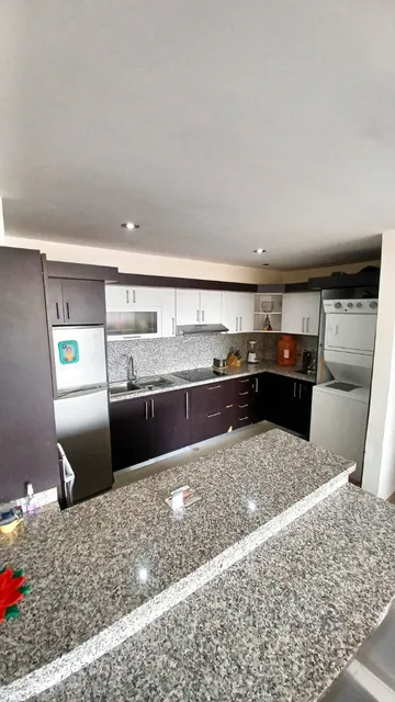 Venta Apartamento 81 Mt2 La Candelaria 3 Hab 2 Baños 1 Puesto , Casa Bera