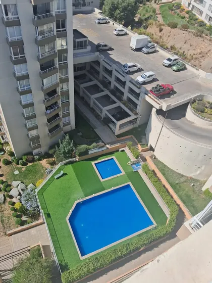 Departamento En Condominio Recreo