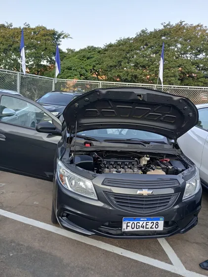 Chevrolet Onix 1.0 Ls 5p