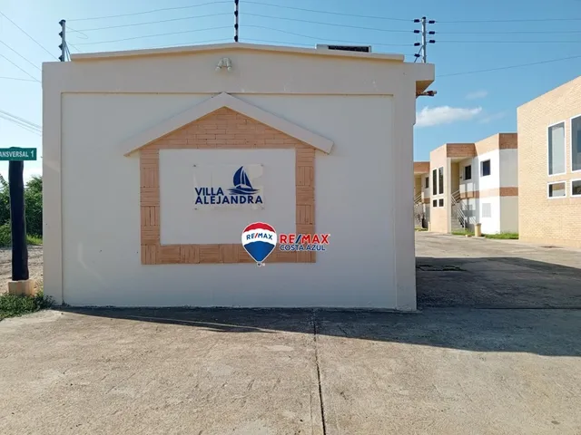 En Venta Apartamento Moderno Listo Para Disfrutar En El Conjunto Villa Alejandra En Tucacas.