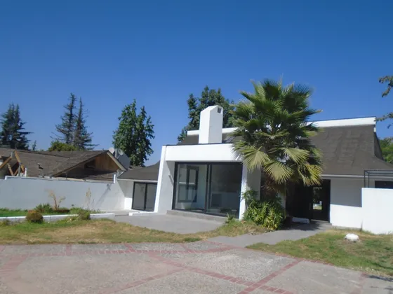 Casa Familiar Camino Mirasol- Remodelada - 6 Estacionamiento
