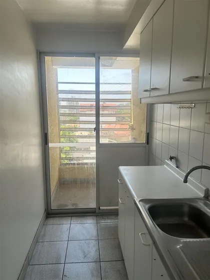 Departamento En Venta De 2 Dorm. En Recoleta Ideal Remodelar