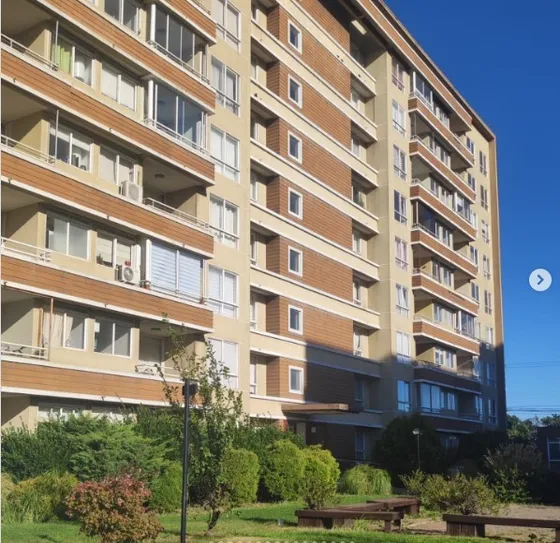 ¡moderno Departamento En Chillán Con 3 Privados!