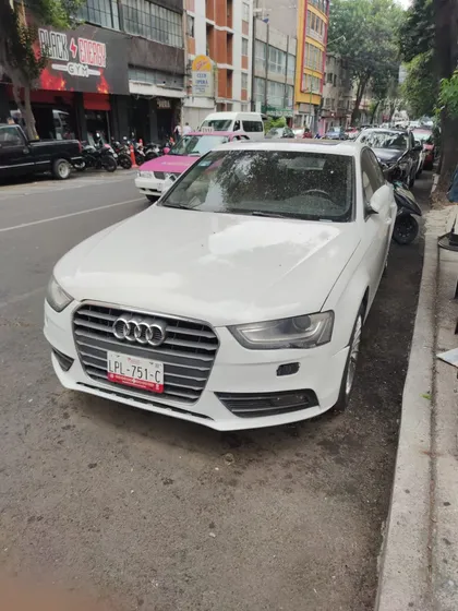 Audi A4 2.0 T Luxury S-tronic Quattro Dsg