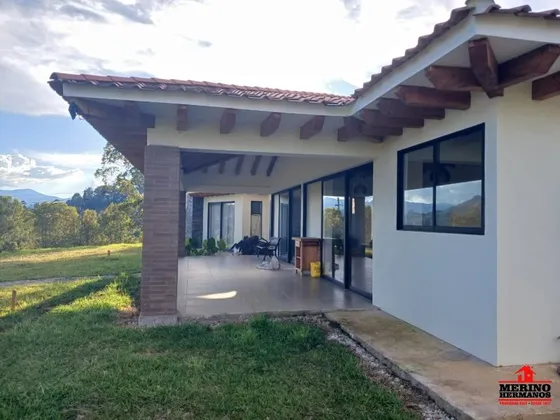 Casa-finca En Venta En Retiro - Vereda Los Salados