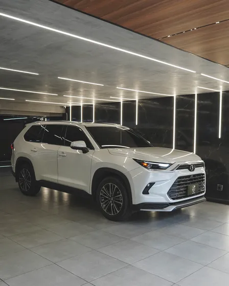 Toyota Grand Highlander Híbrida