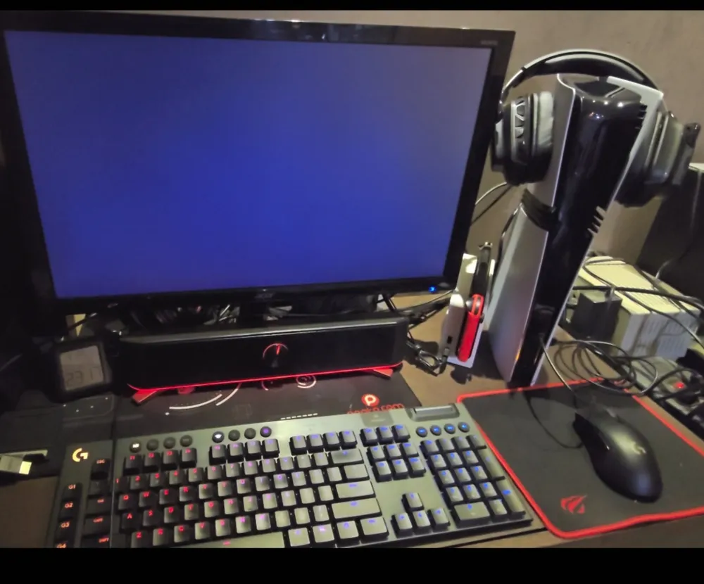 Sony PlayStation 5 Pro CFI-7020 2TB Digital cor branco 2024 - Imagem 2