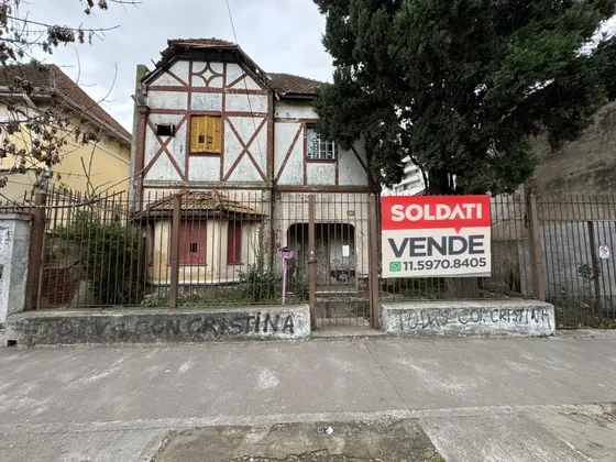 Venta - Casa 5 Ambientes - Temperley