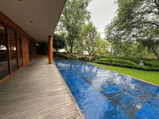 Residencia En Bosques De Las Lomas Con Alberca Y Exclusivivad
