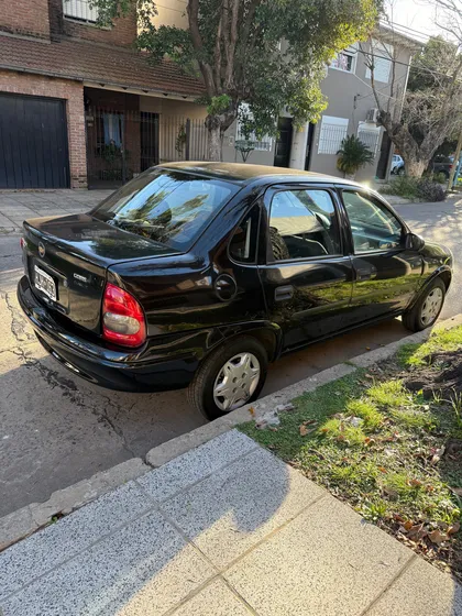 Chevrolet Corsa Classic 1.6 Gl Aa Super