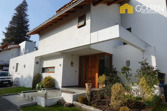 Casa Venta 6 Dormitorios En Condominio La Reina Alta 
