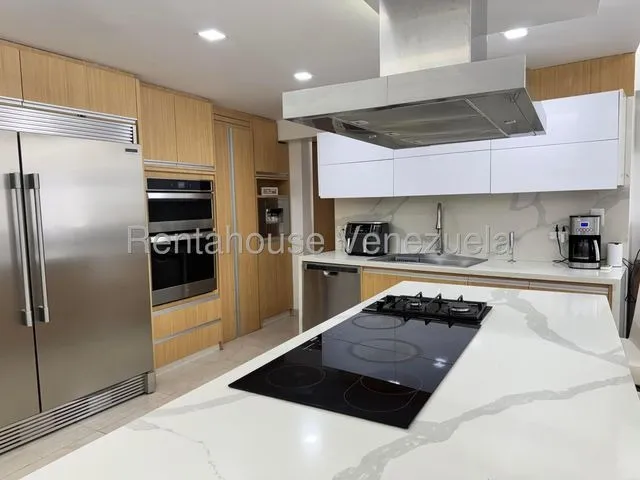 Espectacular Apartamento Remodelado  En Venta En El Cafetal En Calle Cerrada -mls #25-20681 - Jca