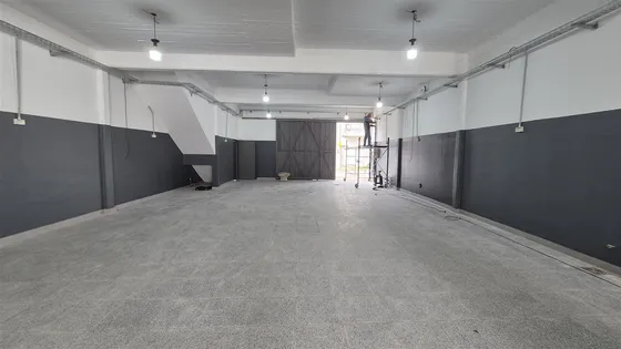 Galpon En Alquiler 250m2 Cub. Y 188m2 Libres C/ Oficinas. Villa Martelli 