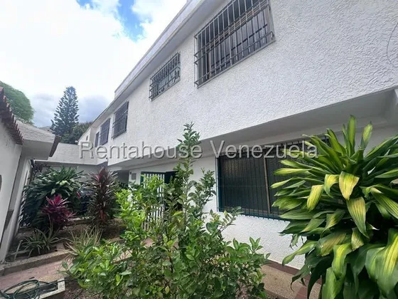 Casa En Venta Para Familia Numerosa En Horizonte 25-18622 Cs