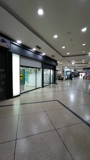 En Venta Local Centro Parque Caracas, La Candelaria. Diagonal Al Sambil De La Candelaria.