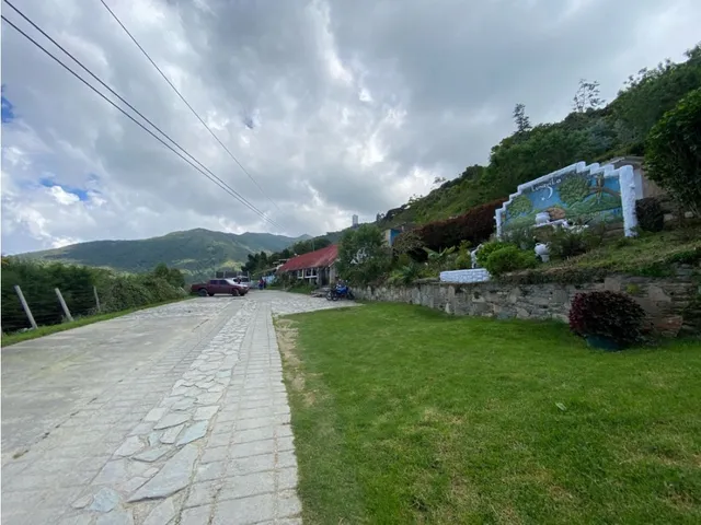Venta Restaurante Galipan 5.276 Mts2 Terreno 700mts2 Construcción