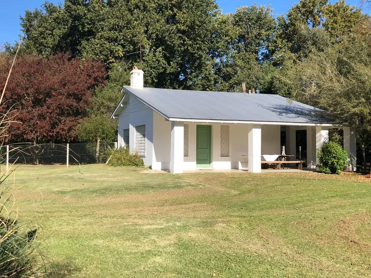 Three-Room Country House for Rent in Carabassa, Pilar. Greater Buenos Aires North