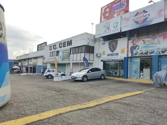 Yr Local Comercial En Zona Industrial Terrazas De Castillito, Carabobo