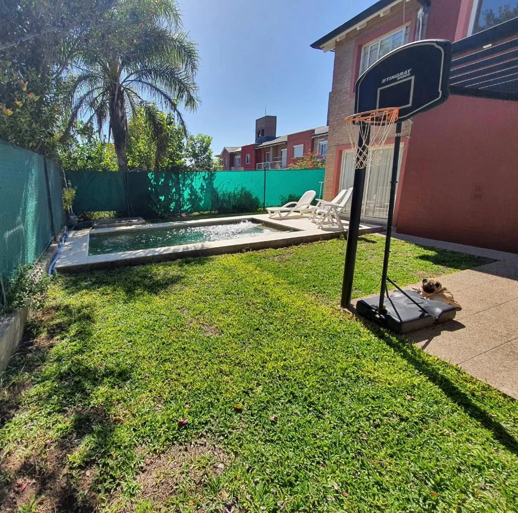 Duplex En Venta Valle Escondido Con Pileta Tres Dormitorios Apto Crédito