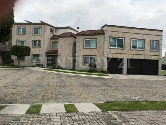Venta Residencia Seminueva De 4 Recámaras Cluster 333,lomas De Angelópolis Ii