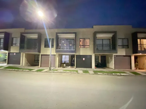 Casa En Venta Urbanización Tívoli La Ceja Antioquia