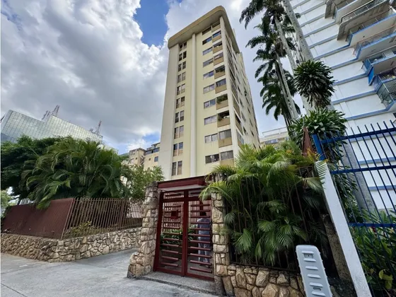 Se Vende Apartamento 113m2 Los Palos Grandes 9868