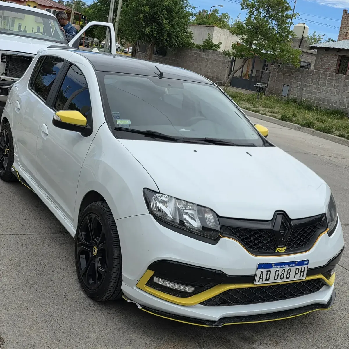 Renault Sandero 2.0 Rs 145cv