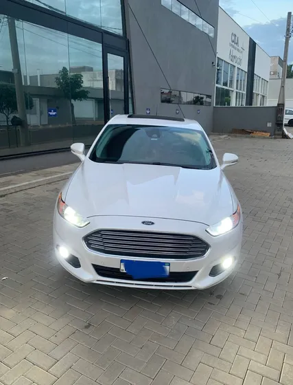 Ford Fusion 2.0 Titanium Hybrid Aut. 4p