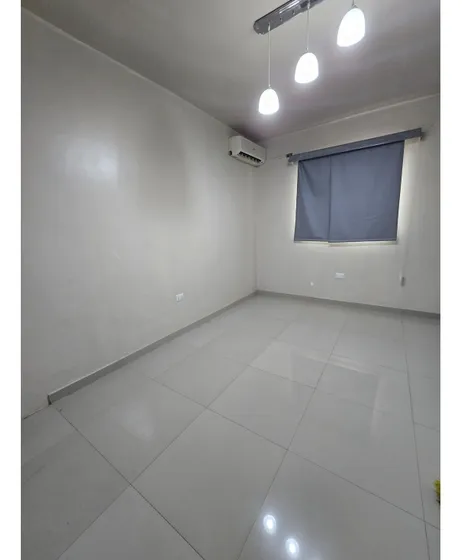 Se Alquila Town House Ubicado En El Brr La Arenosa Ve21-202la-jfak