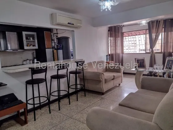 Jg Cod Flex 25-19659 Se Vende Bello Apartamento En La Candelaria 1 Puesto De Estacionamiento Negociable