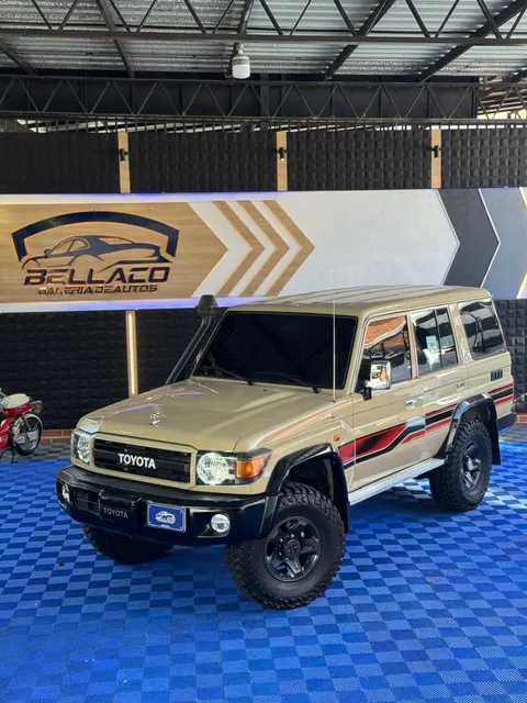 Toyota Macho Land Cruiser