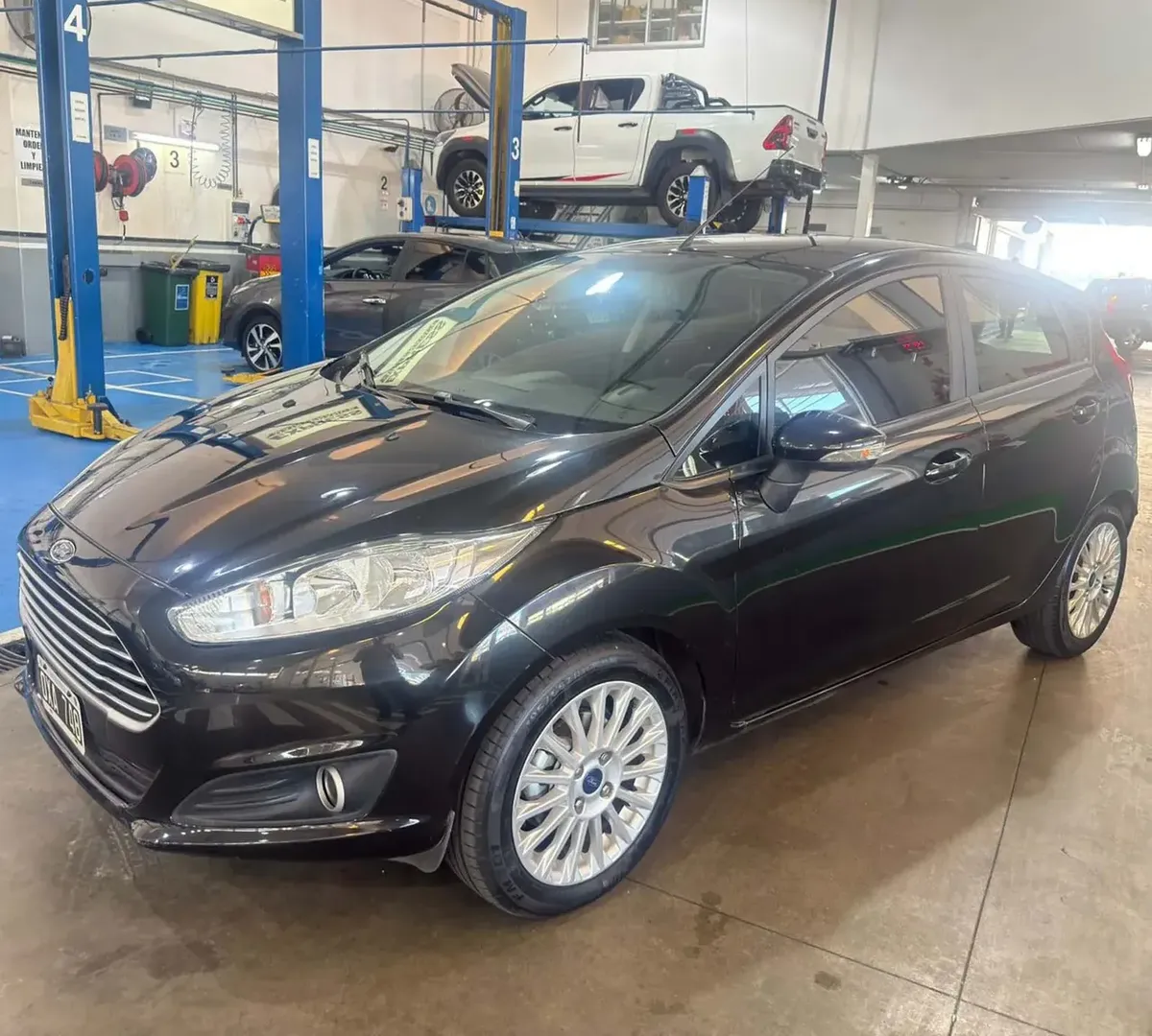 Ford Fiesta 1.6L SE 2015