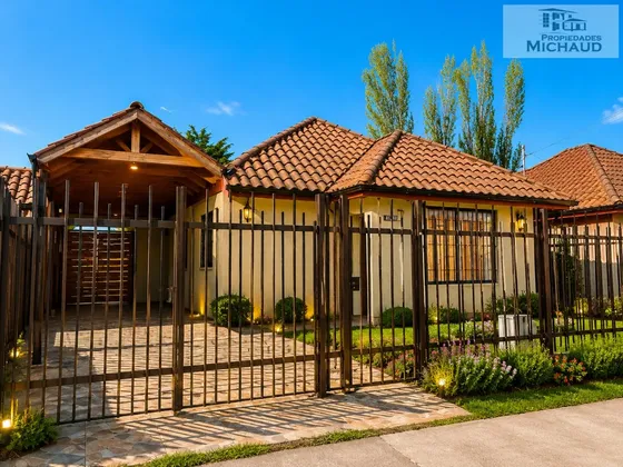 Casa Valles Del Country Talca