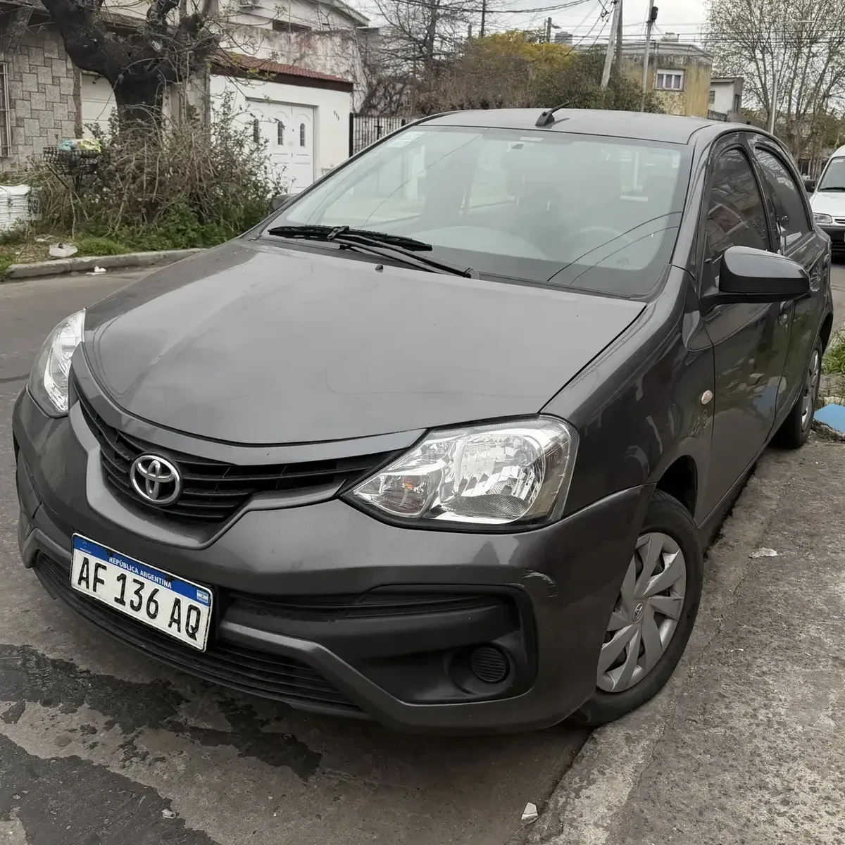 Toyota Etios 1.5 Sedan X