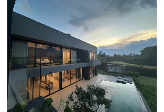 Casa En Arriendo Amoblado En Llanogrande 