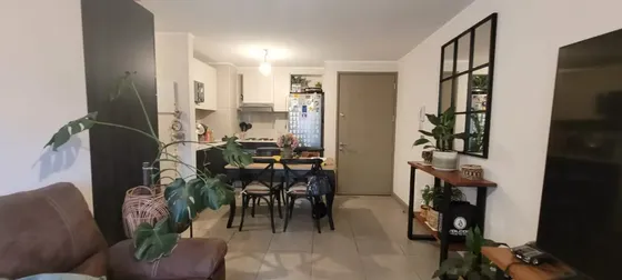 Venta En Calle Fernandez Albano, La Cisterna
