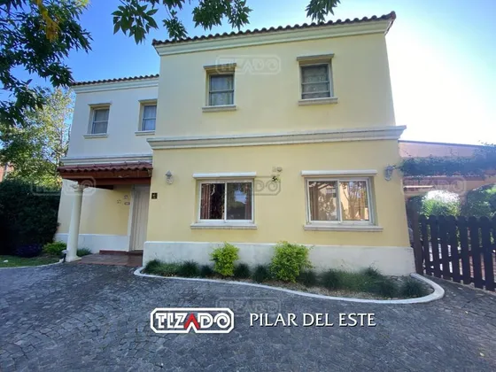 Casa  En Venta Ubicado En Los Jazmines, Pilar Del Este