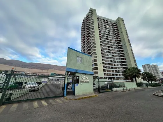 Arrienda $450.000.- Depto 2 Dormitorios Sin Gasto Común  