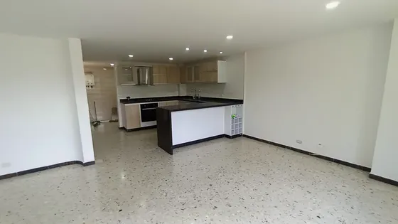 Alquilo Apartamento En La Flora