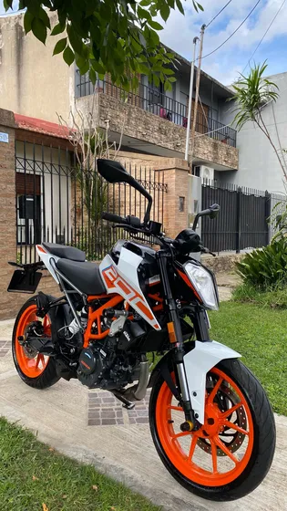 Ktm New Duke 200 No Honda Yamaha Kawasaki Suzuki